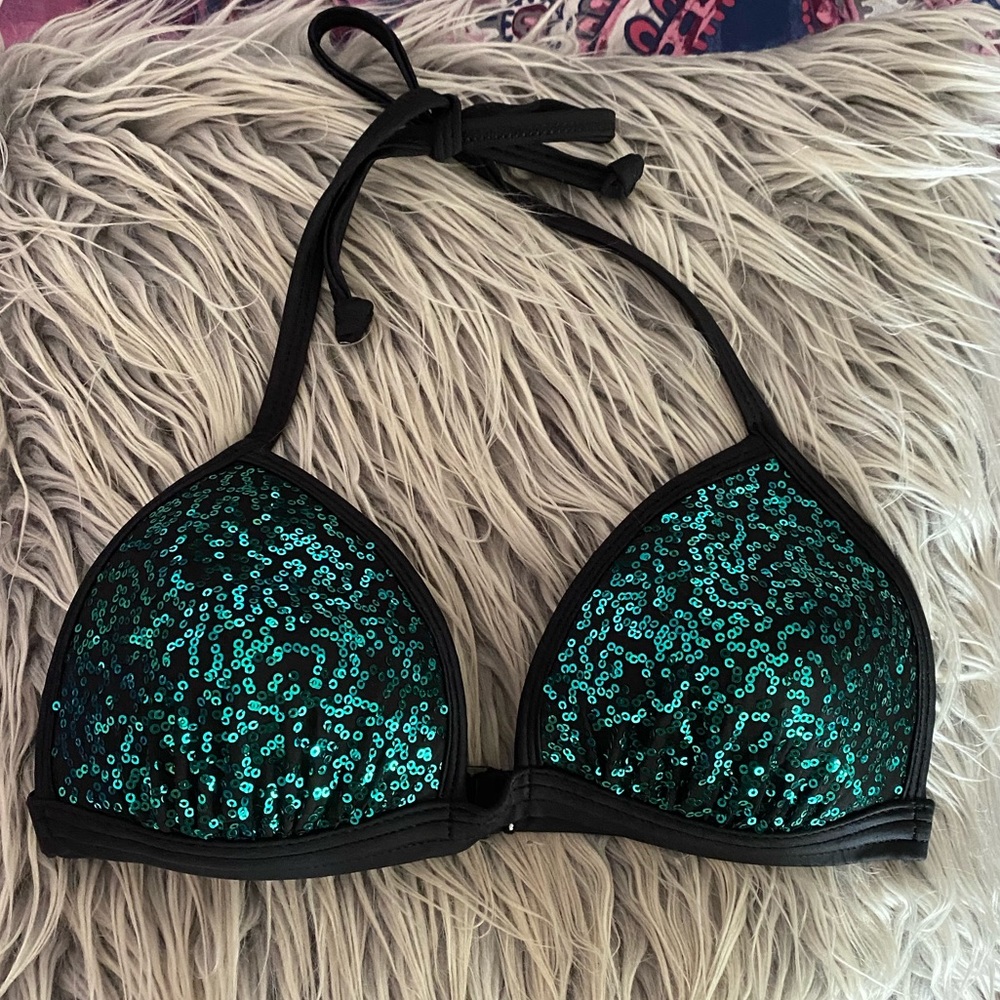 Venus bikini top